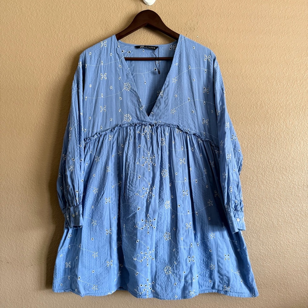 Zara Light Blue Eyelet V-Neck Mini Dress Size Small